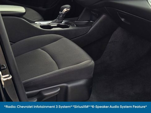 Used 2024 Chevrolet Malibu LT image 11