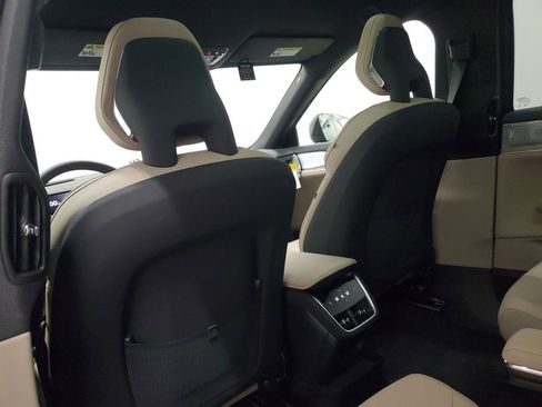 New 2025 Volvo EX90 Ultra w/ Protection Package Premier AWD/4WD image 14