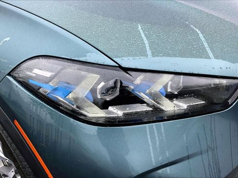 Used 2025 BMW X5 xDrive40i w/ Parking Assistance Package image 27