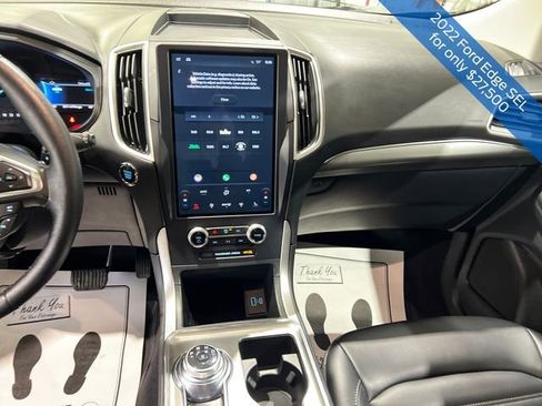 Used 2022 Ford Edge SEL w/ Convenience Package image 17