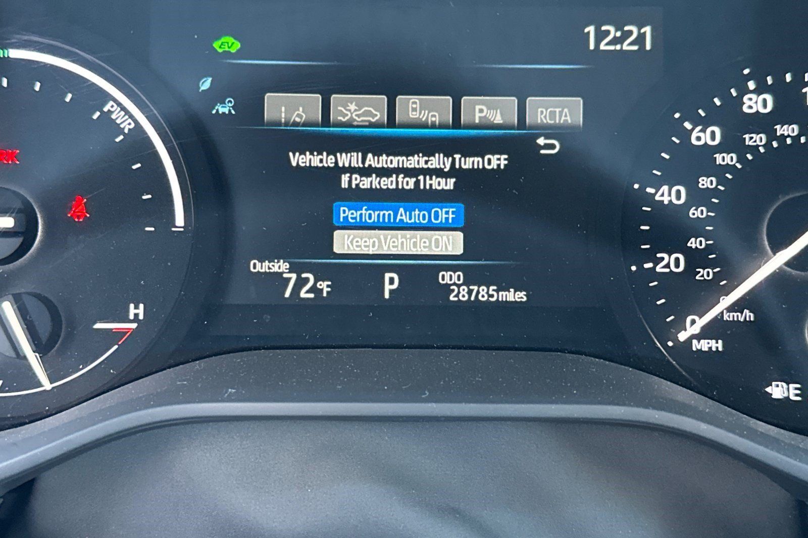 Used 2026 Toyota Sienna XLE FWD image 23