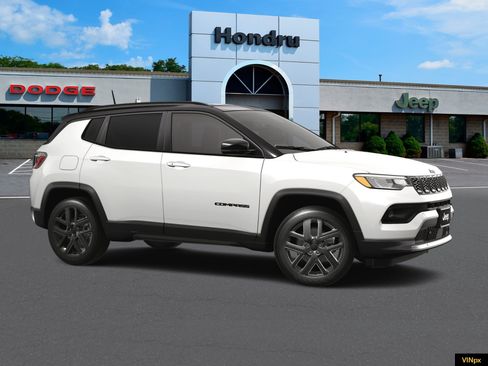 New 2025 Jeep Compass Limited w/ Sun & Sound Group AWD/4WD image 10