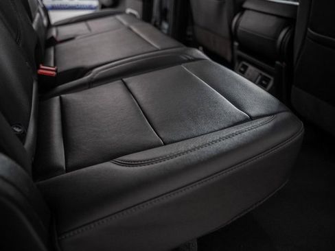 Used 2025 GMC Sierra 1500 SLT image 31