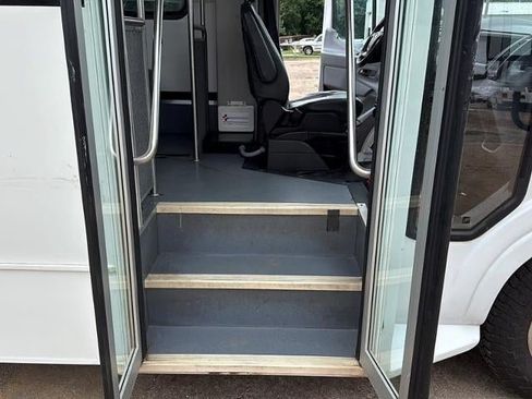 Used 2017 Ford Transit 350 138 DRW w/ Shuttle Bus Prep Package RWD image 11