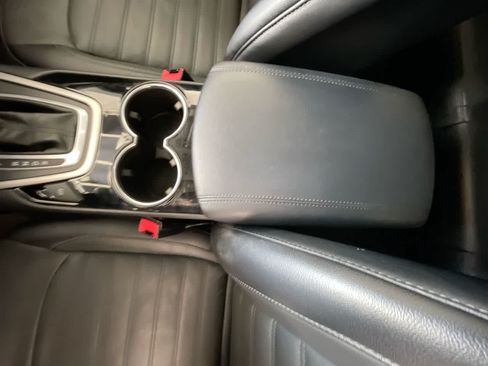 Used 2018 Ford Edge SEL w/ Equipment Group 201A AWD/4WD image 21