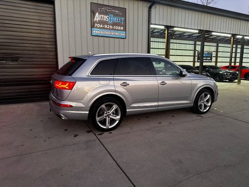 Used 2019 Audi Q7 3.0T Prestige image 7