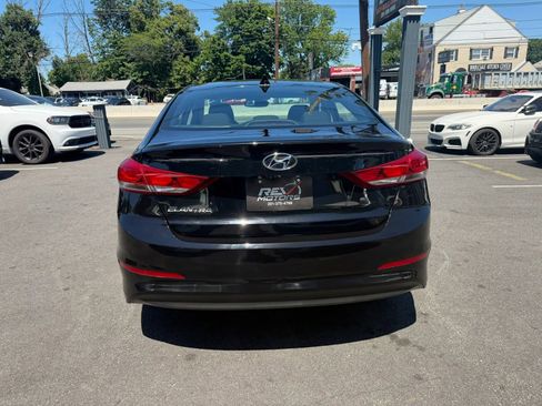 Used 2018 Hyundai Elantra Value Edition FWD image 4