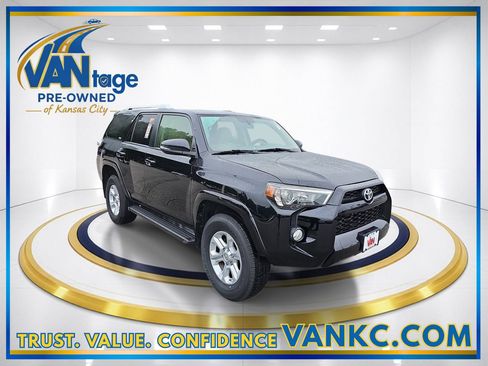 Used 2016 Toyota 4Runner SR5 Premium AWD/4WD image 3