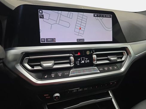 Used 2021 BMW 330i xDrive Sedan w/ Premium Package AWD/4WD image 19
