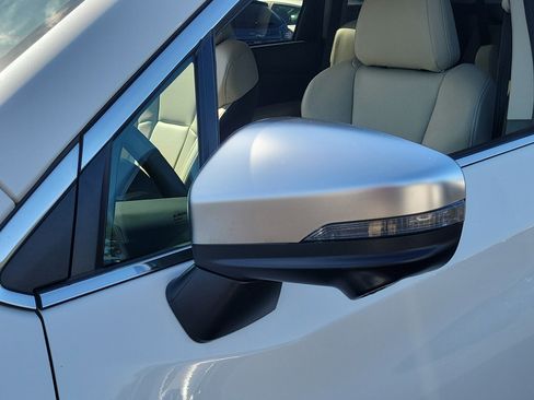 Certified 2023 Subaru Ascent Limited w/ Technology Package image 11