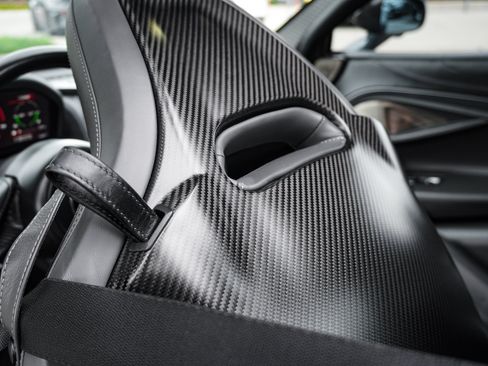 Used 2018 McLaren 720S Luxury RWD image 24