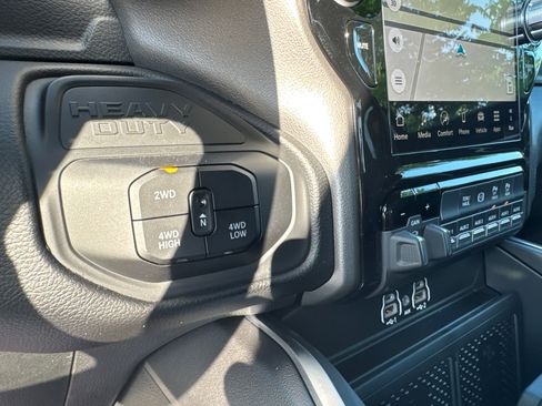 New 2026 RAM 3500 Big Horn AWD/4WD image 29