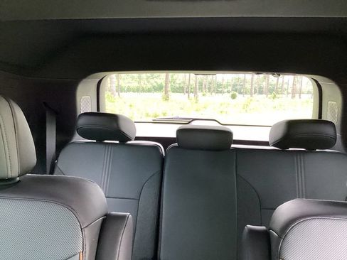 New 2026 GMC Acadia AT4 w/ Luxury Package AWD/4WD image 19