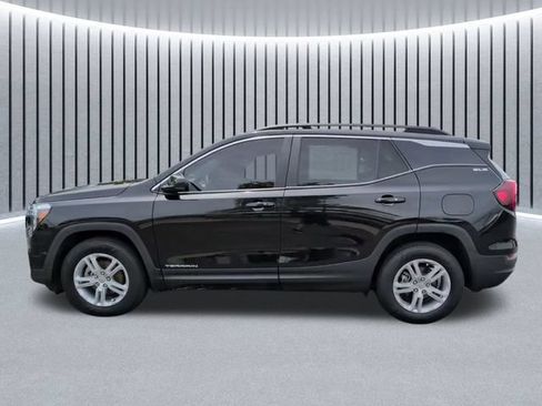 Certified 2022 GMC Terrain SLE w/ Driver Convenience Package AWD/4WD image 10