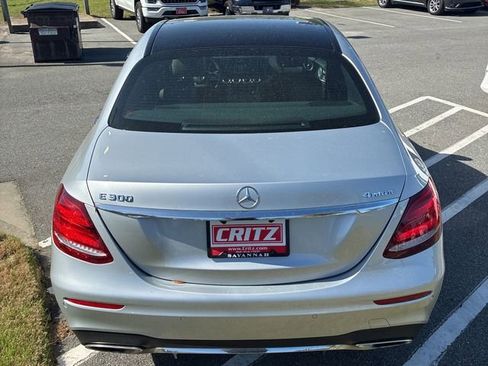 Used 2019 Mercedes-Benz E 300 E 300 image 6
