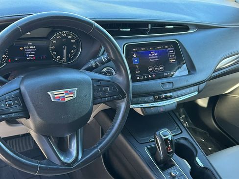 Used 2019 Cadillac XT4 Luxury FWD image 10