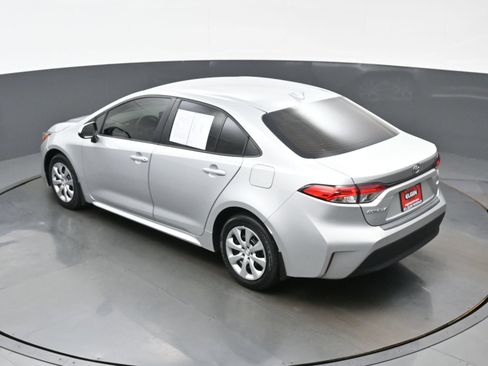 Used 2024 Toyota Corolla LE FWD image 36