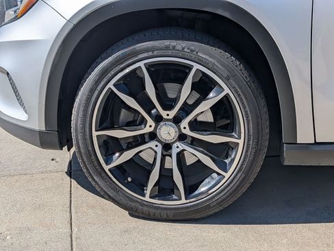 Used 2015 Mercedes-Benz GLA 250 4MATIC image 11