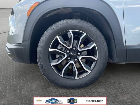 Used 2024 Chevrolet TrailBlazer ACTIV w/ Driver Confidence Package AWD/4WD image 9
