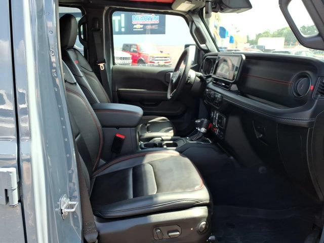 Used 2024 Jeep Wrangler Unlimited Rubicon AWD/4WD image 18