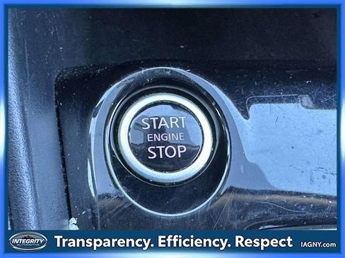 Used 2021 Nissan Kicks S image 23