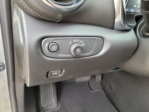 New 2026 Chevrolet Blazer LT image 17