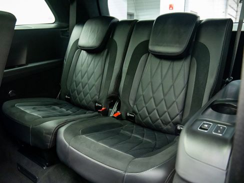 Used 2024 Mercedes-Benz GLS 63 AMG GLS 63 AMG image 21