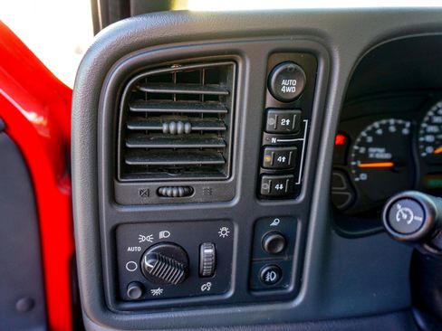 Used 2006 GMC Sierra 1500 SLT w/ Light Duty Power Package image 28