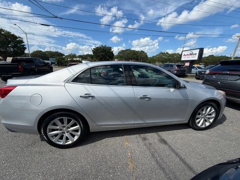 Used 2016 Chevrolet Malibu LTZ FWD image 6
