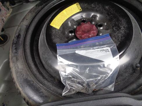 Used 2012 Scion xB 5-Door Wagon 5-Spd MT image 11