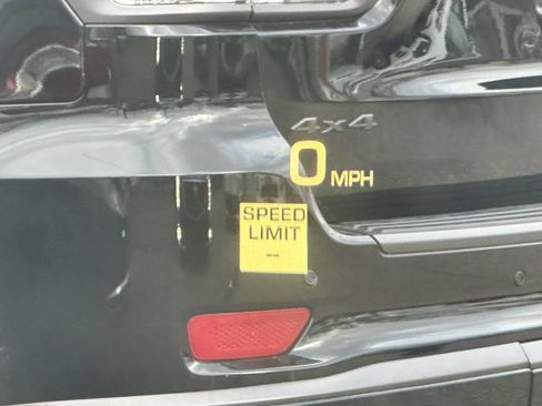 Used 2018 Cadillac XTS Vsport Platinum image 29