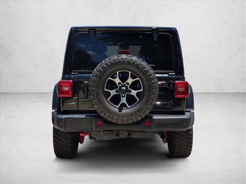 Used 2022 Jeep Wrangler Unlimited Rubicon w/ Steel Bumper Group AWD/4WD image 6