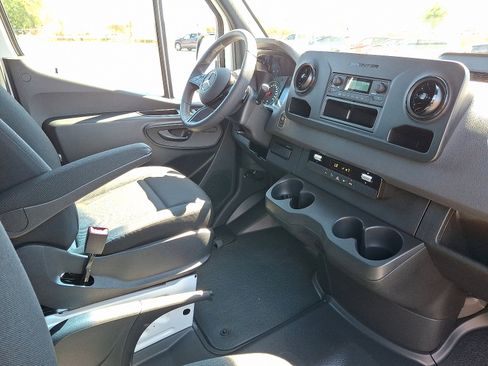 New 2025 Mercedes-Benz Sprinter 3500 image 12