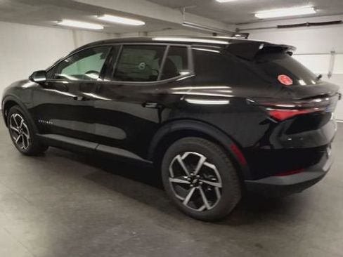 New 2026 Chevrolet Equinox EV LT image 6