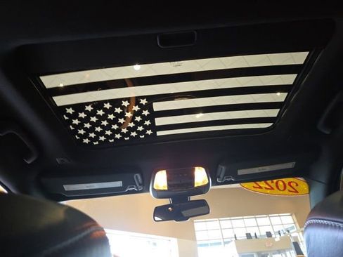 Used 2022 Dodge Charger SRT Hellcat w/ Harman/Kardon Audio Group image 34