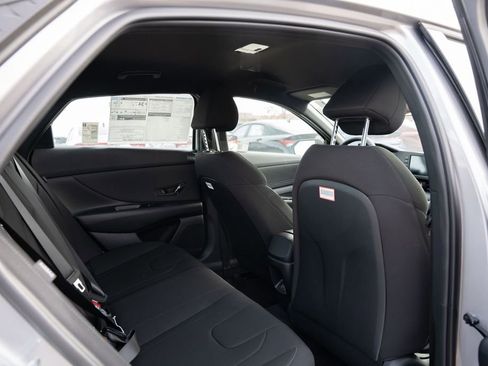 New 2025 Hyundai Elantra Sport image 13