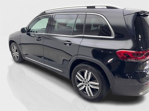 Used 2023 Mercedes-Benz EQB 300 4MATIC image 14