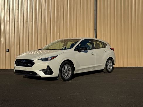 Used 2024 Subaru Impreza 2.0i image 5