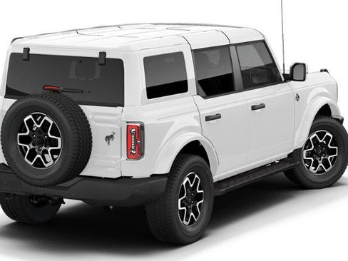 New 2026 Ford Bronco Outer Banks image 3