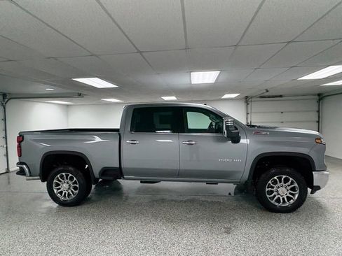 New 2026 Chevrolet Silverado 3500 LTZ w/ LTZ Premium Package image 8