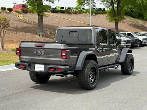 Used 2021 Jeep Gladiator Rubicon AWD/4WD image 5