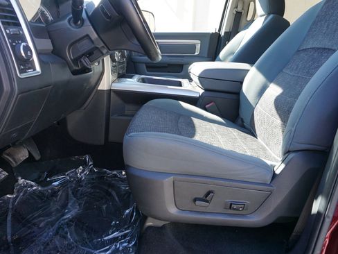 Used 2016 RAM 1500 Big Horn image 28