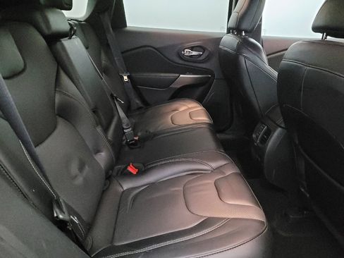 Used 2022 Jeep Cherokee Limited w/ Mopar Interior Package image 19