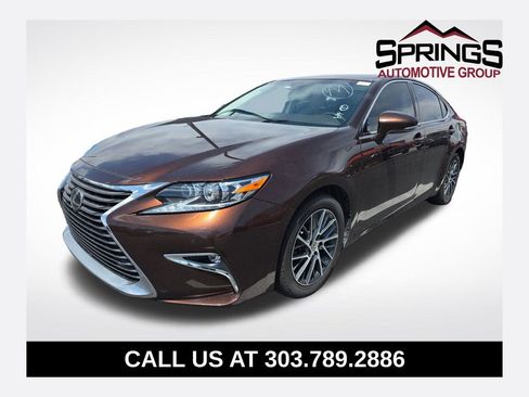 Used 2017 Lexus ES 350 w/ Luxury Package FWD image 1