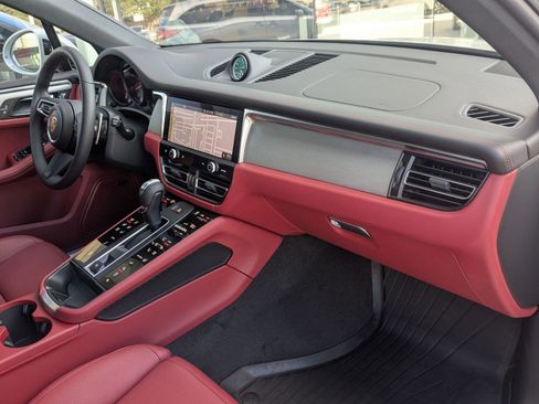 New 2026 Porsche Macan S image 26