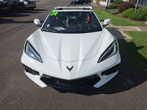 Used 2024 Chevrolet Corvette Stingray Premium Conv RWD image 9