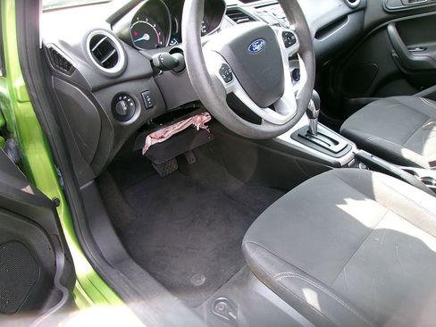 Used 2019 Ford Fiesta SE FWD image 14
