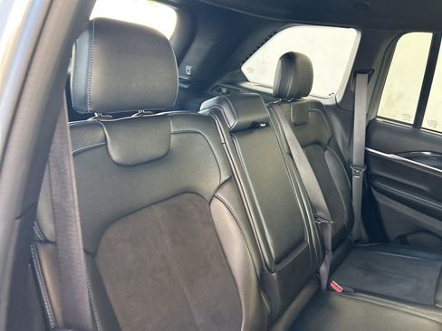 Used 2022 Jeep Grand Cherokee Trailhawk w/ Advanced Protech Group II image 33