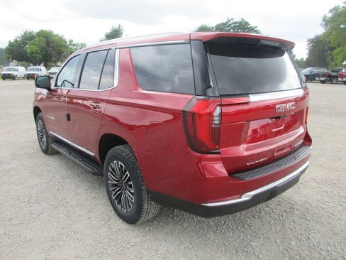 New 2026 GMC Yukon Elevation w/ Elevation Premium Package AWD/4WD image 6