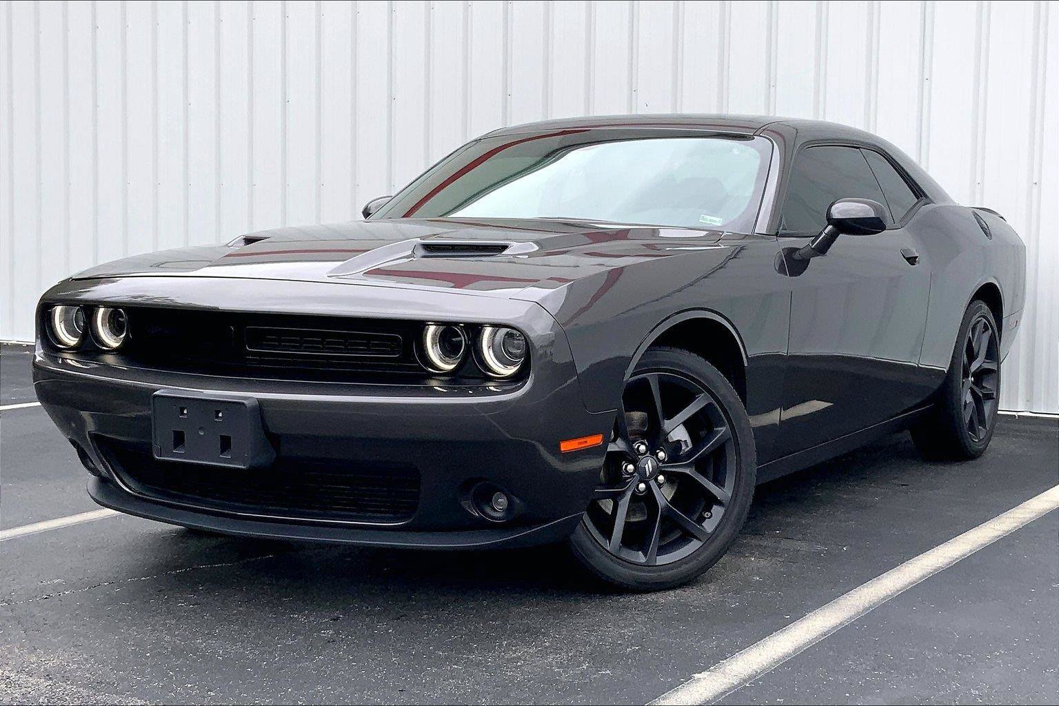 Used 2022 Dodge Challenger SXT w/ Blacktop Package RWD image 1